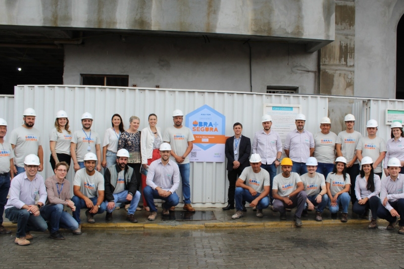 SESI entrega seu primeiro selo de obra mais segura em Santa Catarina