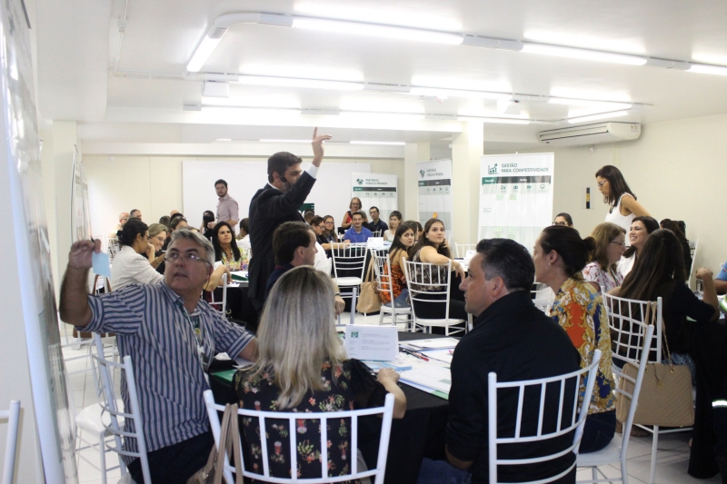 Evento reuniu 60 empresários, gestores e colaboradores do setor industrial da região (Foto: Fabiano Bordignon)
