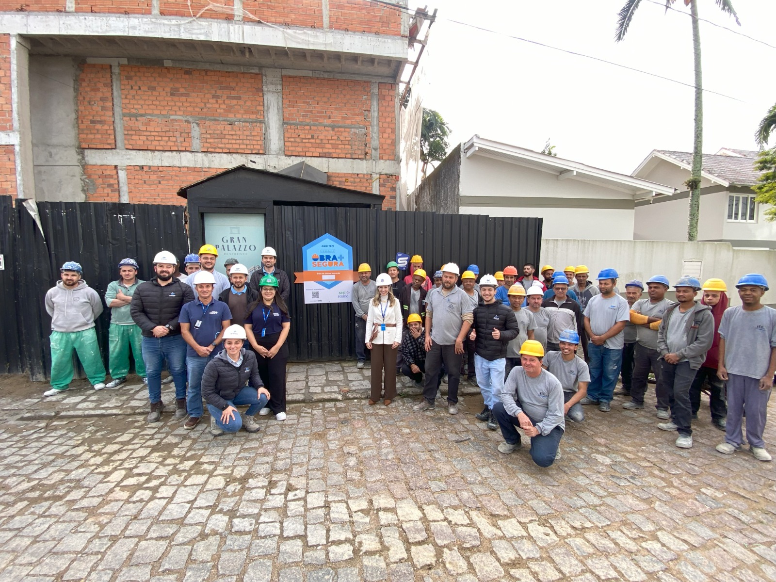 Certificação construtora Eraldo - Obra Gran Palazzo - Regional litoral sul