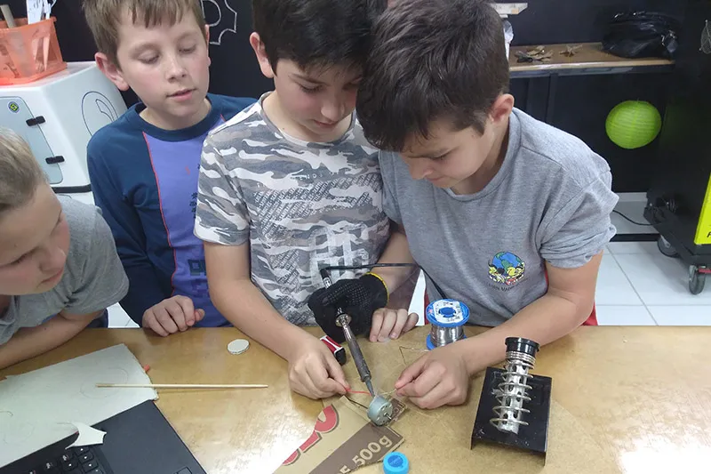 Maker Ciências e Invenções