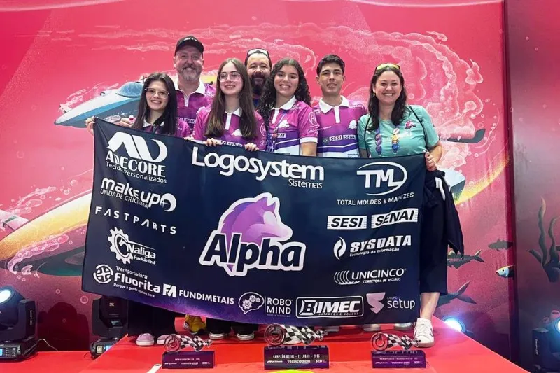 Dois times das Escolas SESI em SC vão representar o Brasil no mundial de robótica