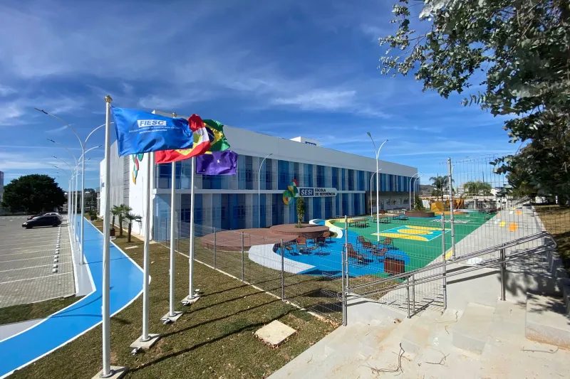 FIESC inaugura Escola SESI de Referência em Lages, na Serra Catarinense