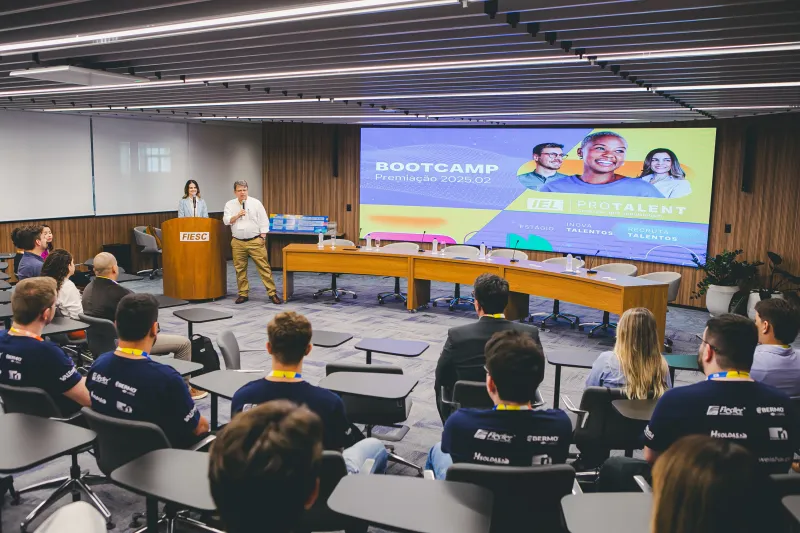 IEL/SC premia estudantes que criaram soluções a desafios da indústria catarinense