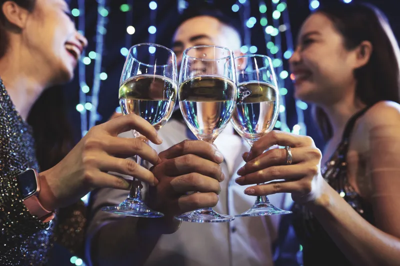 Festa de fim de ano na empresa: confira o que cai bem e o que deve ser evitado