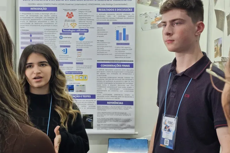 Projetos de estudantes das Escolas SESI/SC se destacam em eventos científicos