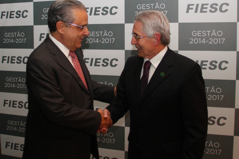 Presidente da FIESC, Glauco José Côrte e presidente da CNI, Robson Braga de Andrade (Foto: Filipe Scotti)